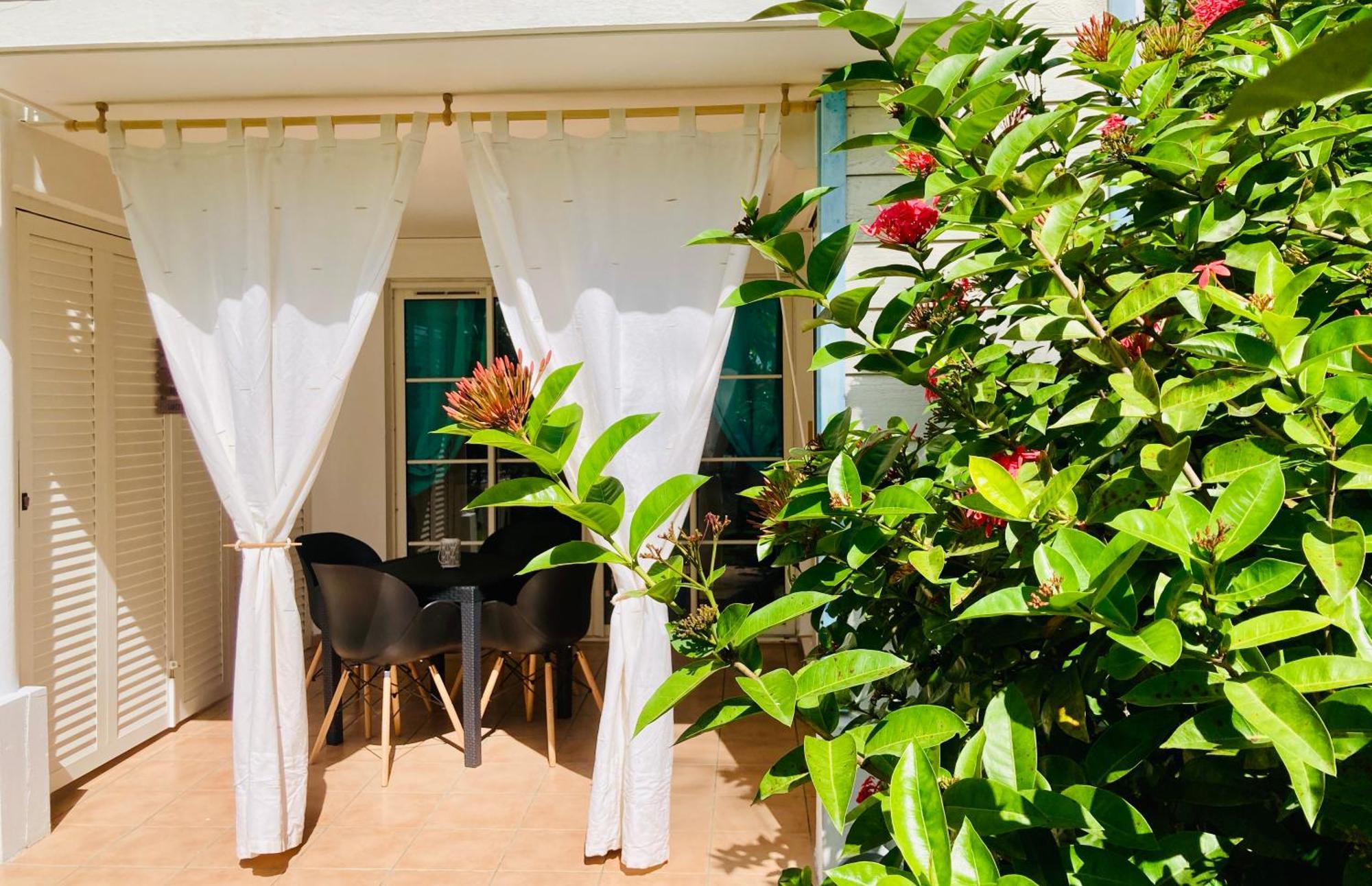 Tikazadaph, Pour Un Sejour De Charme, Romantique & Exotique, 97180 Sainte-Anne מראה חיצוני תמונה