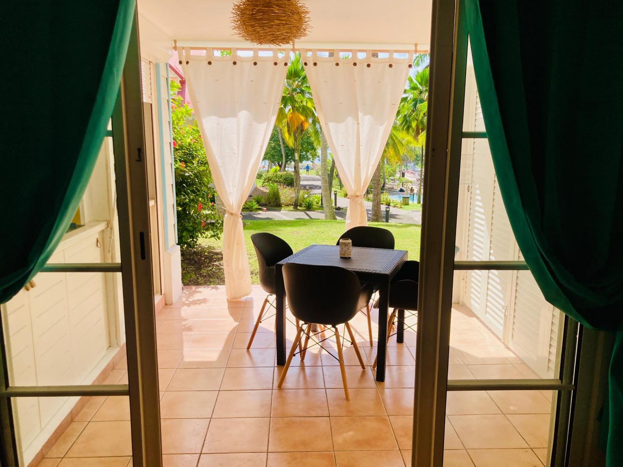Tikazadaph, Pour Un Sejour De Charme, Romantique & Exotique, 97180 Sainte-Anne מראה חיצוני תמונה
